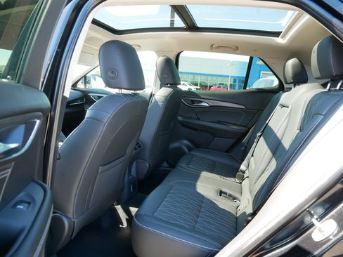 Used 2023 Buick Envision Avenir AWD/4WD image 35