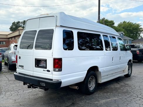 Used 2011 Ford E-350 and Econoline 350 XL w/ PWR Windows & Locks Group RWD image 4