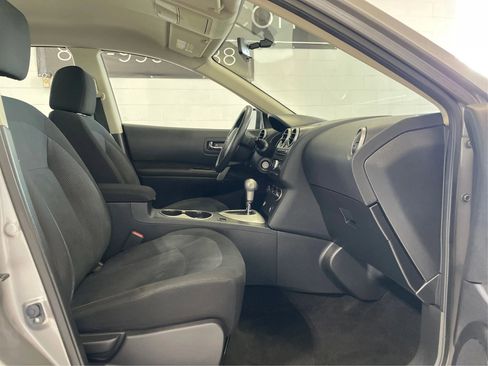 Used 2014 Nissan Rogue S image 14