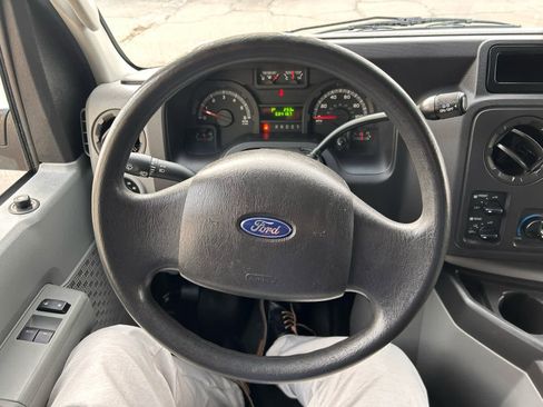 Used 2012 Ford E-250 and Econoline 250 Extended w/ PWR Group image 13