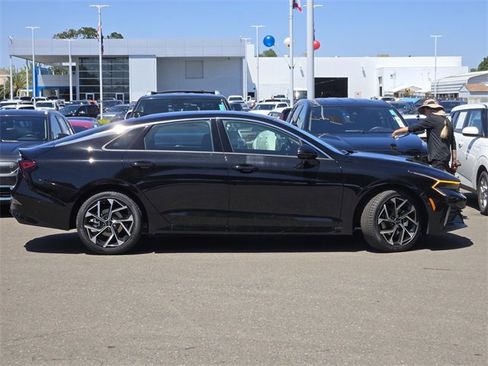 New 2025 Kia K5 EX image 4