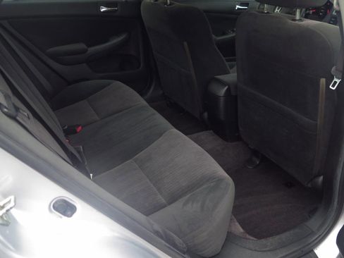 Used 2004 Honda Accord LX image 30