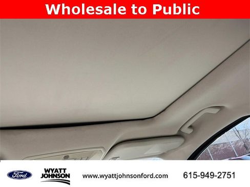 Used 2017 Ford Escape SE image 12