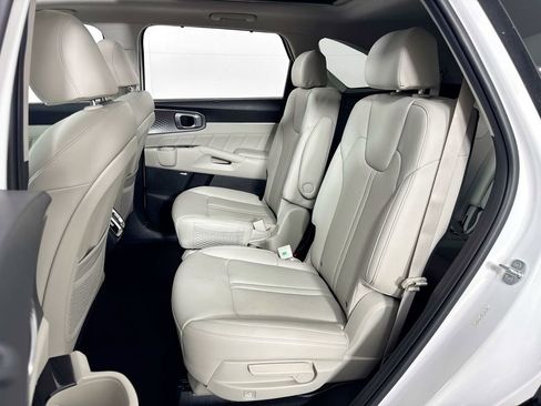 Used 2023 Kia Sorento SX Prestige AWD/4WD image 31