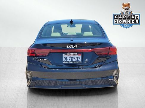 Used 2023 Kia Forte LXS w/ LXS Technology Package FWD image 5