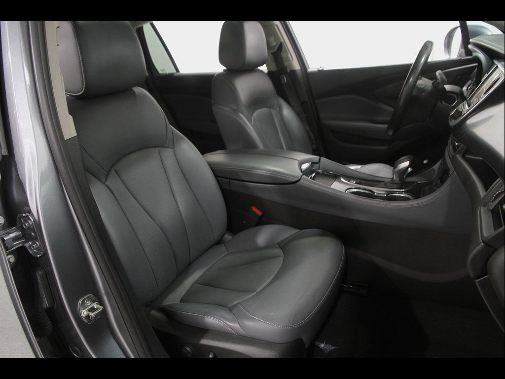 Used 2019 Buick Envision Premium AWD/4WD image 16