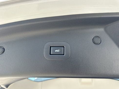 Used 2023 INFINITI QX80 Premium Select w/ Cargo Package image 33