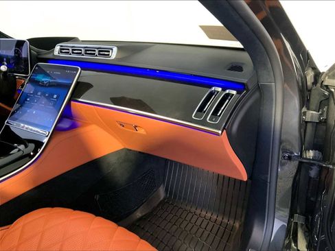 Used 2023 Mercedes-Benz S 580 4MATIC Sedan image 22