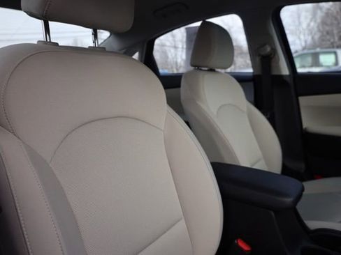 Certified 2023 Kia Forte LXS w/ LXS Technology Package image 37