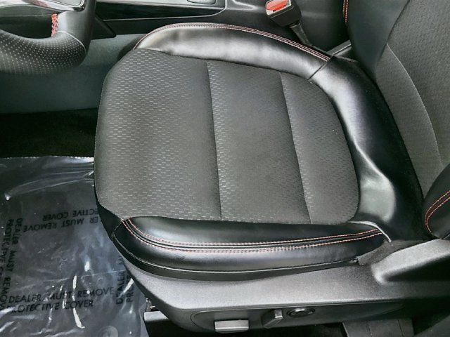 Used 2025 Ford Escape ST-Line AWD/4WD image 19