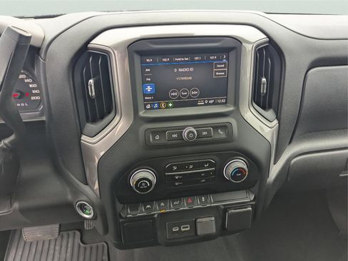 Used 2023 Chevrolet Silverado 1500 Custom image 19