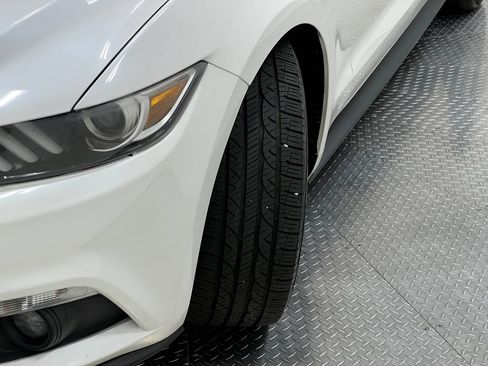 Used 2017 Ford Mustang GT Premium RWD image 38