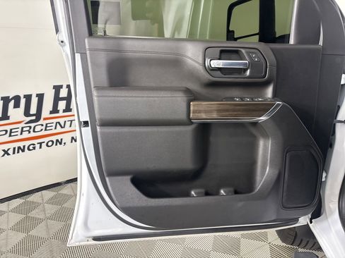 Used 2023 Chevrolet Silverado 2500 LT w/ Convenience Package AWD/4WD image 7