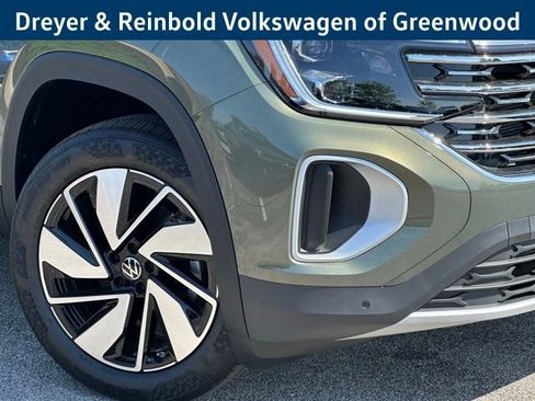 New 2026 Volkswagen Atlas SEL AWD/4WD image 8