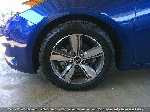 Used 2019 Kia Forte LXS image 46