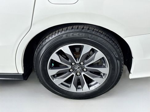 Used 2021 Honda Odyssey EX-L image 18