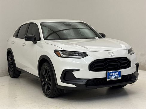 Certified 2026 Honda HR-V Sport image 4