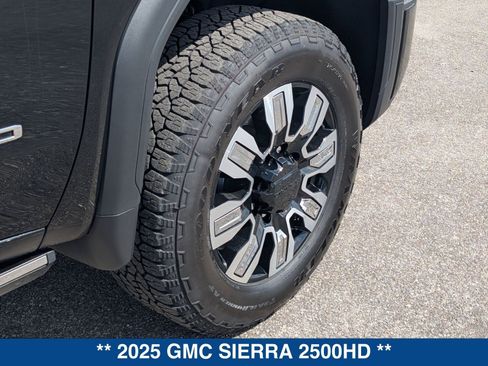 Used 2025 GMC Sierra 2500 Denali w/ Denali Reserve Package image 12