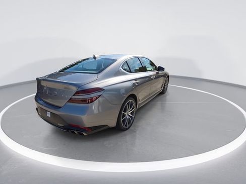 Used 2023 Genesis G70 2.0T RWD image 7
