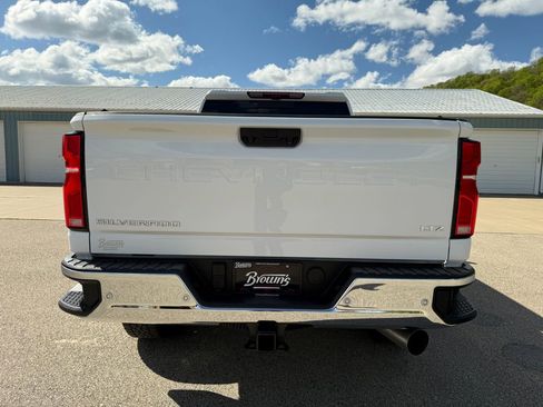 Used 2026 Chevrolet Silverado 2500 LTZ w/ LTZ Premium Package AWD/4WD image 6