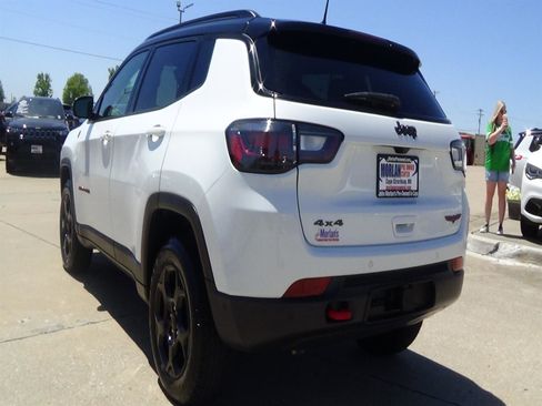 Certified 2024 Jeep Compass Trailhawk w/ Trailhawk Elite Group AWD/4WD image 8