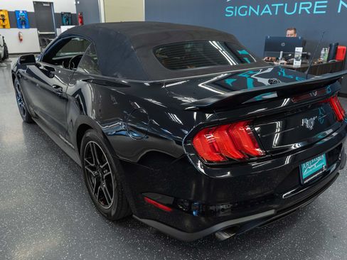 Used 2020 Ford Mustang Premium RWD image 8