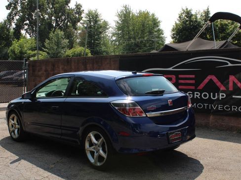 Used 2008 Saturn Astra XR w/ Premium Trim Package FWD image 3
