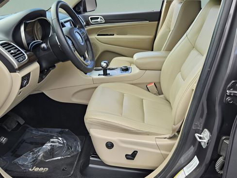 Used 2014 Jeep Grand Cherokee Limited image 5