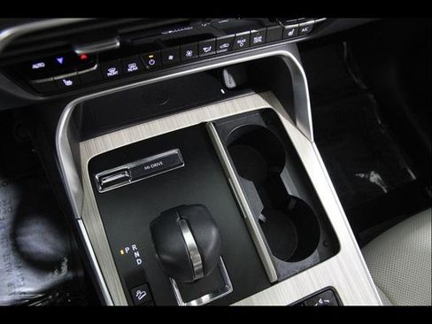 Used 2024 MAZDA CX-90 3.3 Turbo w/ Preferred Plus image 15