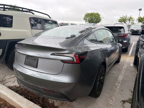 Used 2025 Tesla Model 3 Long Range image 3