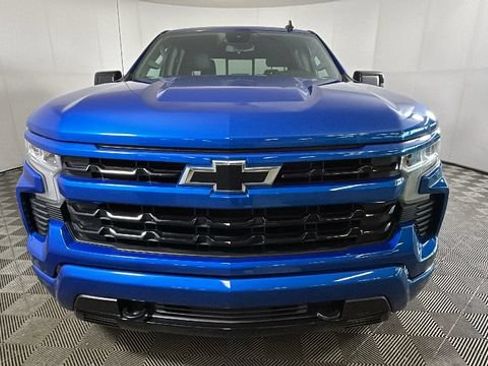 Used 2022 Chevrolet Silverado 1500 RST w/ Convenience Package II AWD/4WD image 7