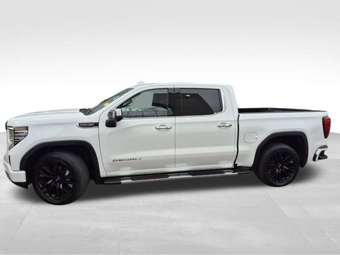 Used 2022 GMC Sierra 1500 Denali image 3