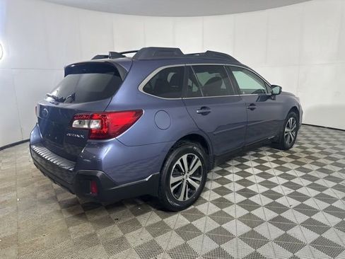 Used 2018 Subaru Outback 2.5i Limited AWD/4WD image 7