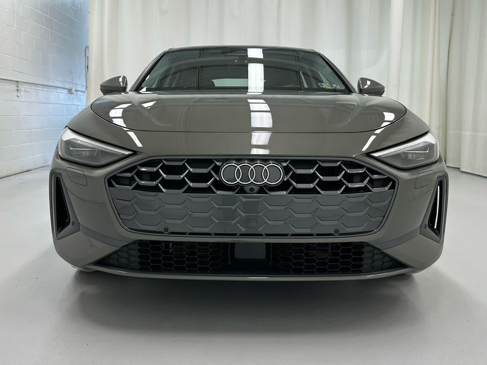 Used 2025 Audi A5 2.0T Premium w/ Convenience Package AWD/4WD image 5