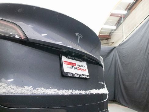 Used 2020 Tesla Model Y Long Range image 13