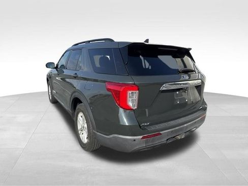 Used 2023 Ford Explorer XLT w/ Class IV Trailer Tow Package AWD/4WD image 6