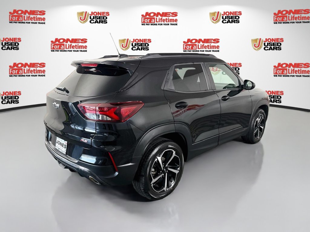 Used 2023 Chevrolet TrailBlazer RS w/ Sun and Liftgate Package AWD/4WD image 16