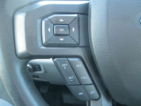 Used 2021 Ford F350 XLT w/ XLT Premium Package image 22