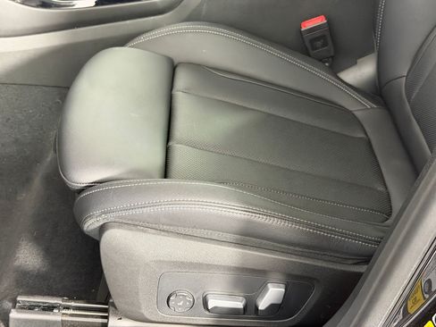 Used 2023 BMW X3 sDrive30i w/ M Sport Package RWD image 13