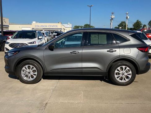 Certified 2025 Ford Escape Active w/ Cold Weather Package AWD/4WD image 2