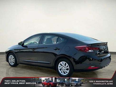 Used 2020 Hyundai Elantra SE FWD image 4
