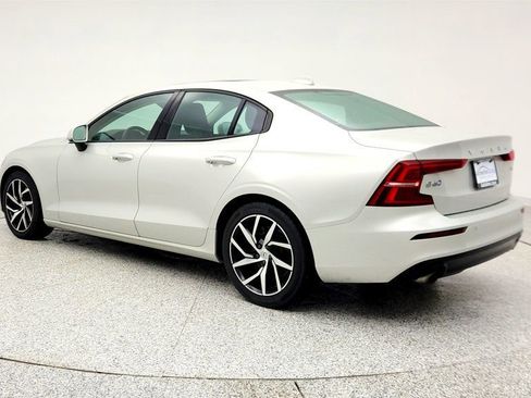 Used 2020 Volvo S60 T5 Momentum w/ Protection Package image 7