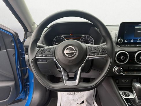 Used 2024 Nissan Sentra SV FWD image 12