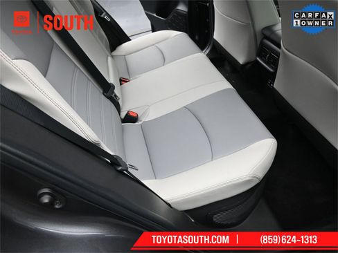 Used 2023 Toyota RAV4 XLE Premium image 33