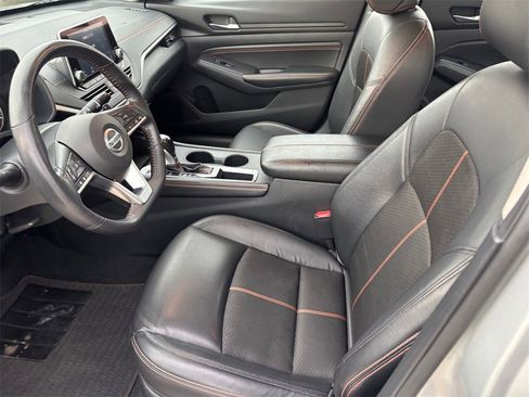 Used 2022 Nissan Altima 2.5 SR image 9