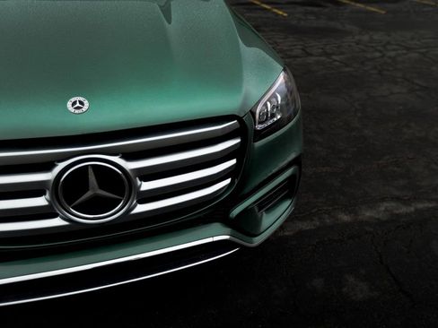 New 2026 Mercedes-Benz GLS 450 4MATIC image 25