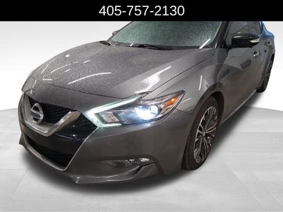 Used 2017 Nissan Maxima Platinum w/ Medallion Package