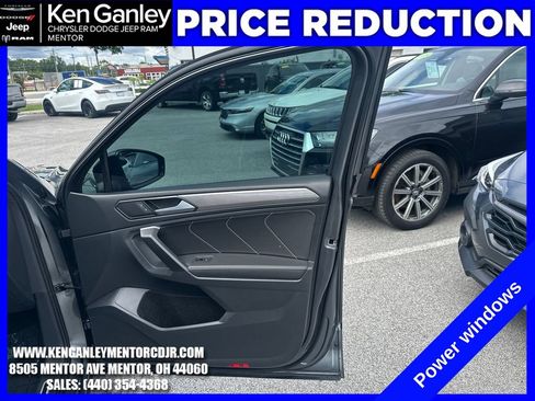Used 2024 Volkswagen Tiguan SE R-Line AWD/4WD image 26