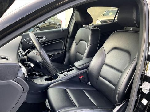 Used 2019 Mercedes-Benz GLA 250 image 23