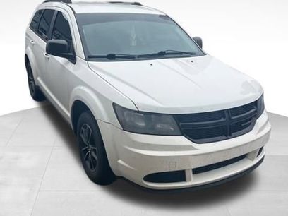 Used 2018 Dodge Journey SE w/ Connectivity Group